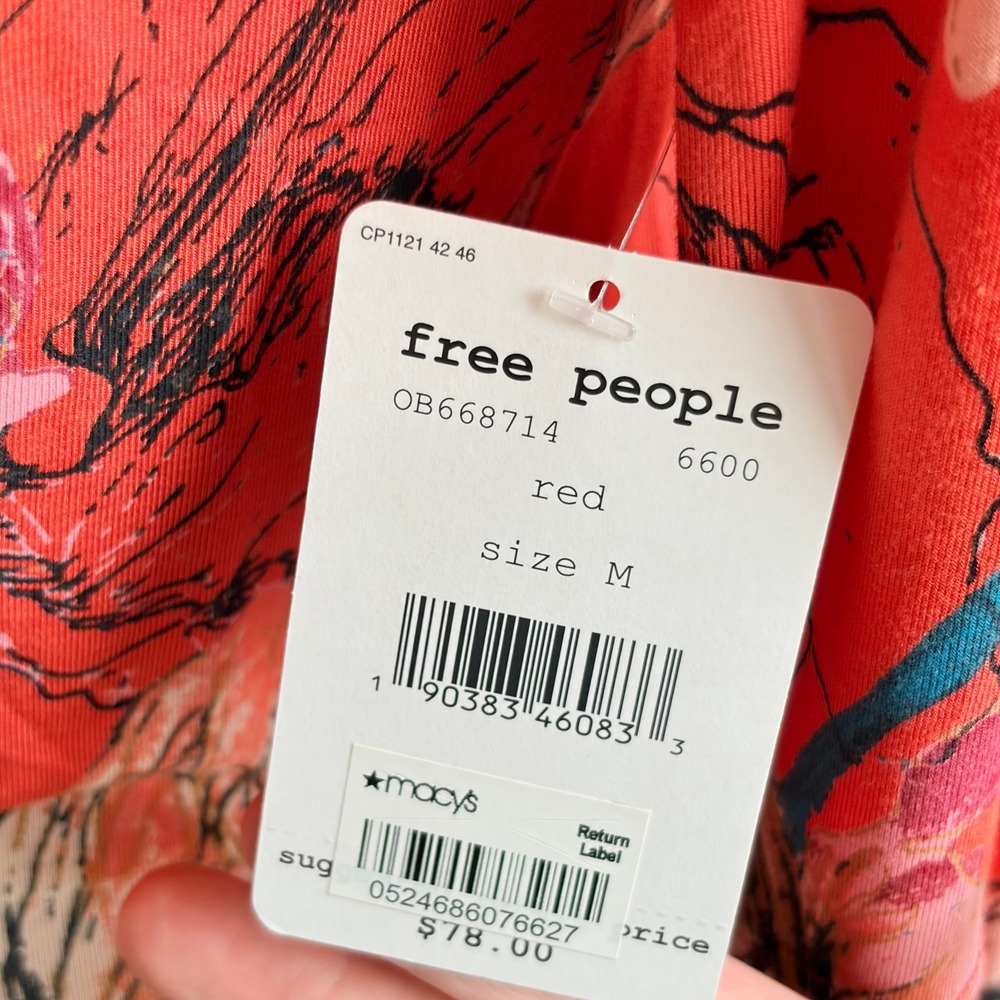 Free People NEW Bell Sleeve Birds Paradise Medium Boho Red Floral‎ Cowl Neck - Picture 7 of 11